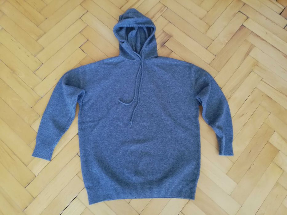 Sweterek damski Zara