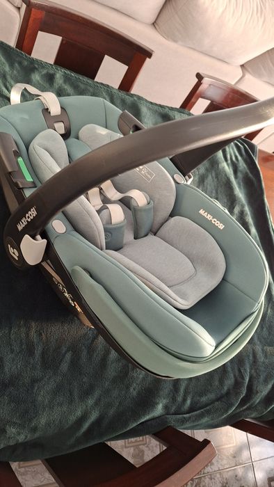 Ovo Maxi-cosi Pebble 360 - Essential Green