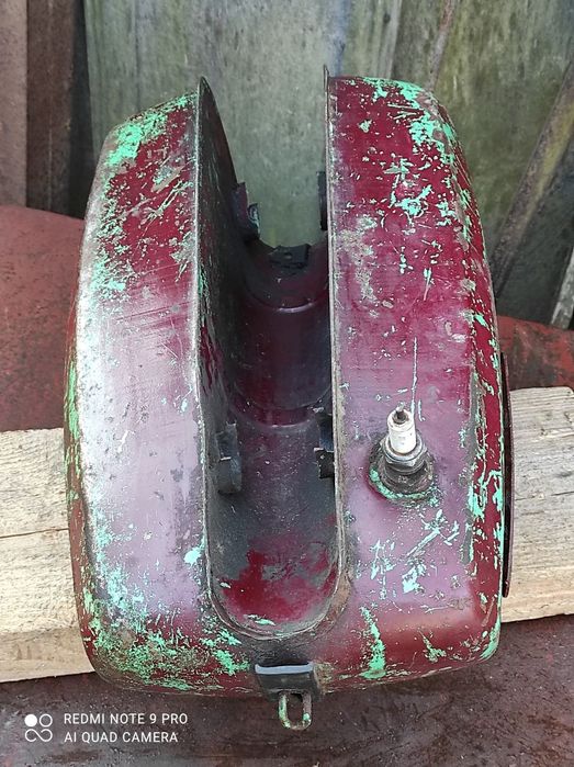 Продам на мотоцикл Восход 3 бак б/ у.