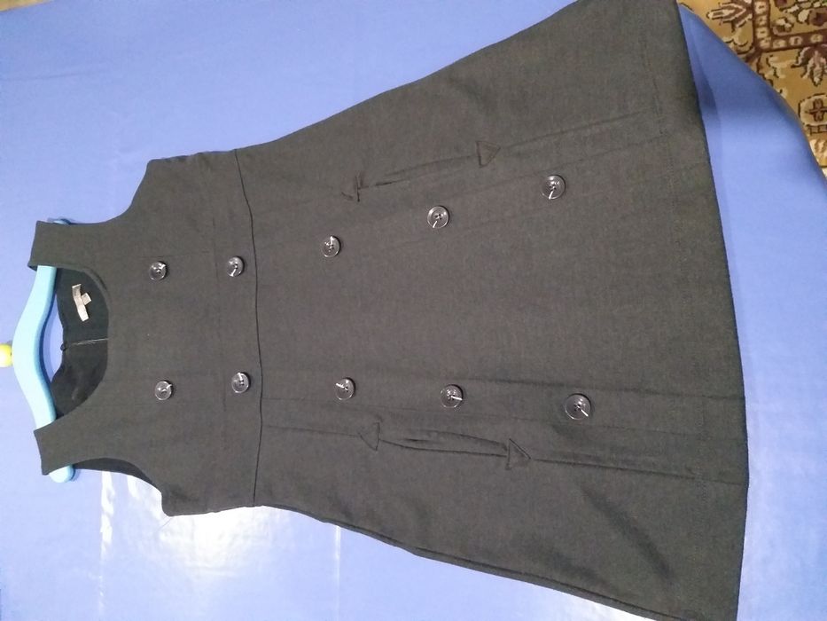 Vestido cinzento