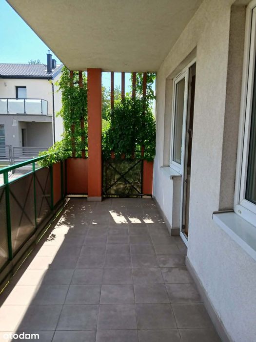 Świdnik: 3 pokoje, 57m2  z wielkim tarasem w bloku z 2009 r.