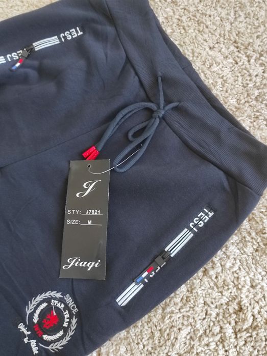 штани спортивні.