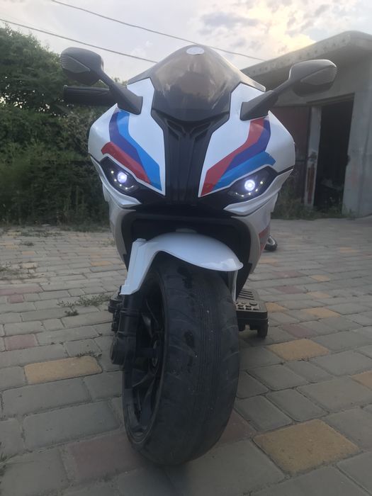 Мотоцикл  BMW