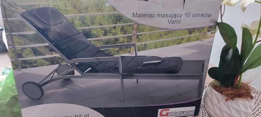 Materac masujący
