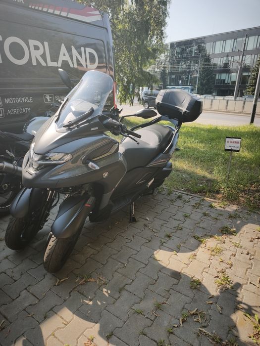 Yamaha tricity 300