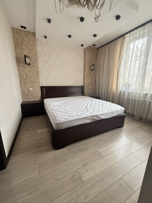2 кімнатна квартира + велика кухня вітальня, Позняки, Дарницький район