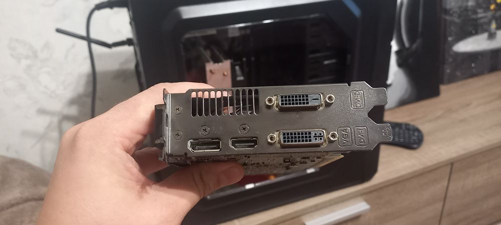 Відеокарта ASUS R7 250 2GDDR5 128Bt