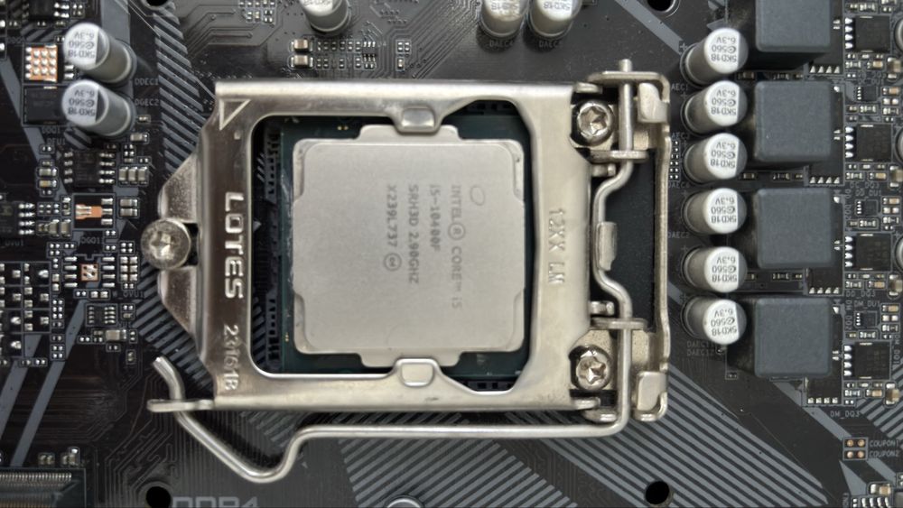 Płyta główna Gigabyte H510M V2 + procesor Intel i5-10400F
