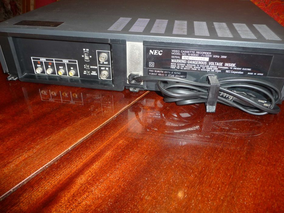 Видеомагнитофон NEC N-9083D, Кассеты SONY 90 Новые ,Тюнер Radiotehnika