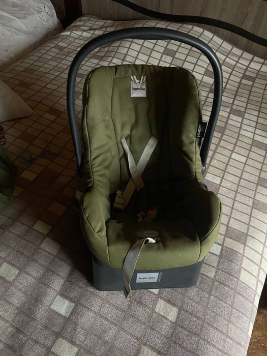 Автокресло, люлька Inglesina