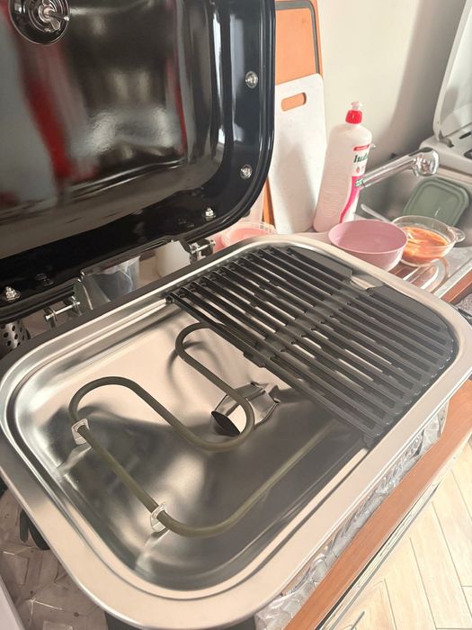 Grill kontaktowy Weber Lumin Compact Nowy