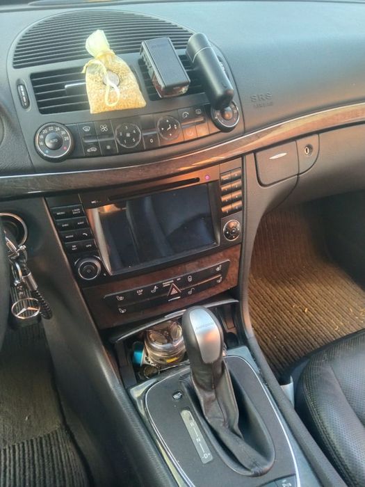 Mersedes-benz E320