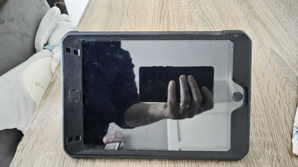 iPad mini 4 - sprawny, zadbany