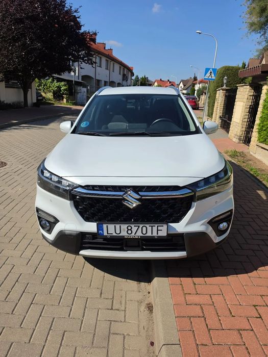 Suzuki S-Cross