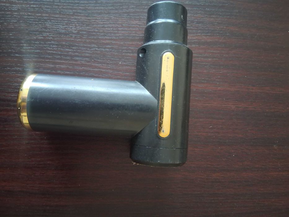 Pistolet do masażu