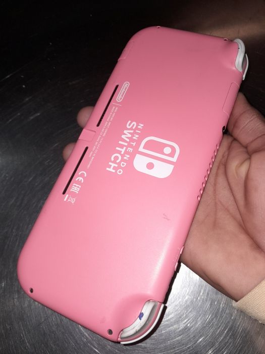 Nitendo switch lite