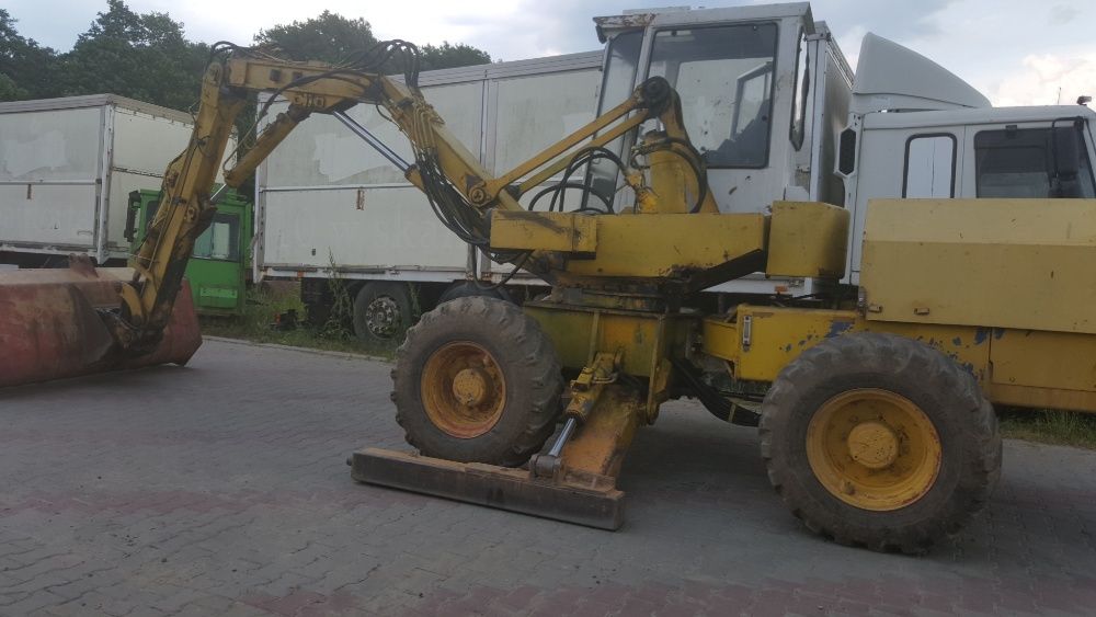 mecalac 11cxi koparko ładowarka części silnik deutz f4l913