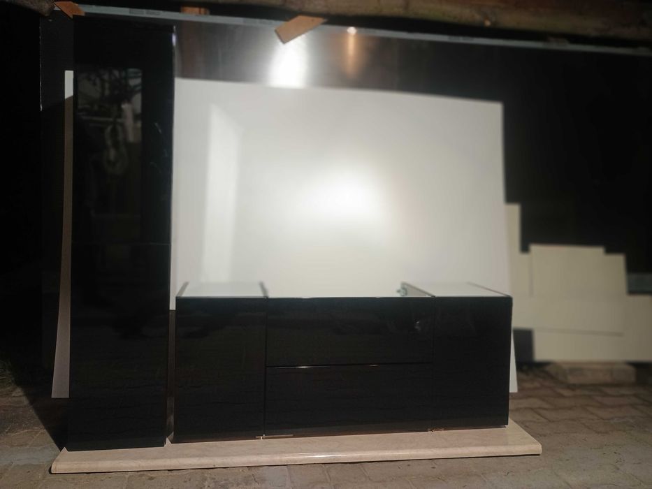 Zestaw mebli łazienkowych, słupek i szafka pod umywalkę, nowe