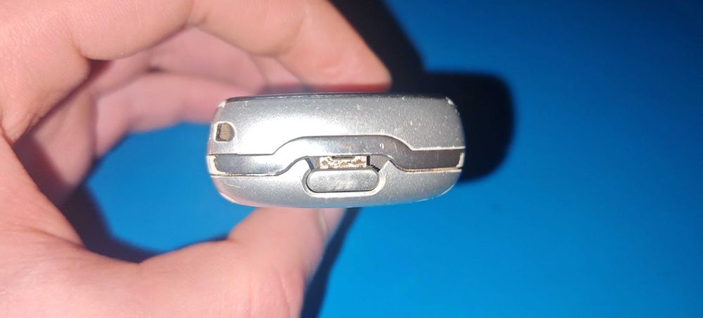 Кнопочный телефон Motorola C350