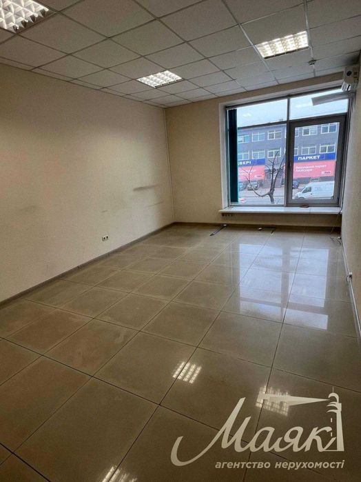 Оренда офісу 230 м², вул. Новокостянтинівська, 1-В, Подільський район,Тараса Шевченка, Почайна