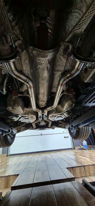 Środkowy tłumik przelotowy  resonator delete Hpipe / Xpipe, Dodge Durango Jeep Grand Cherokee Wk2
