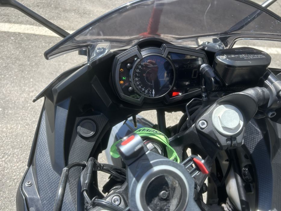 Kawasaki ninja 400 2018