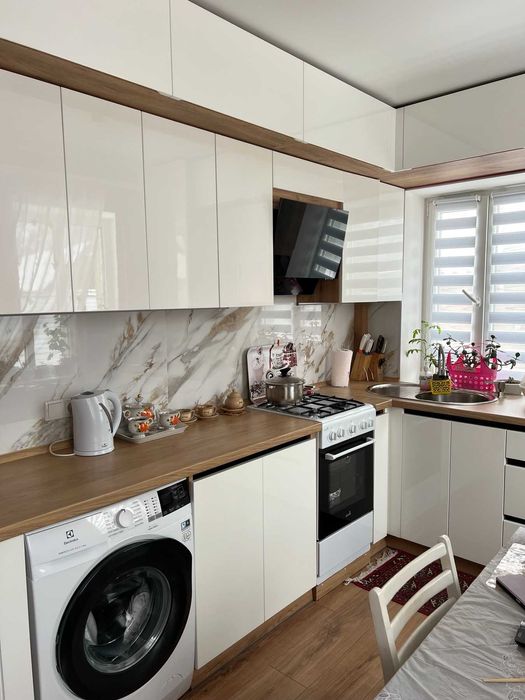 Чудовий будинок в передмісті