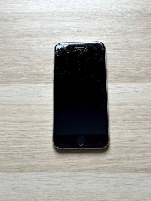 iPhone 6s 64GB – Blokada iCloud – Na części