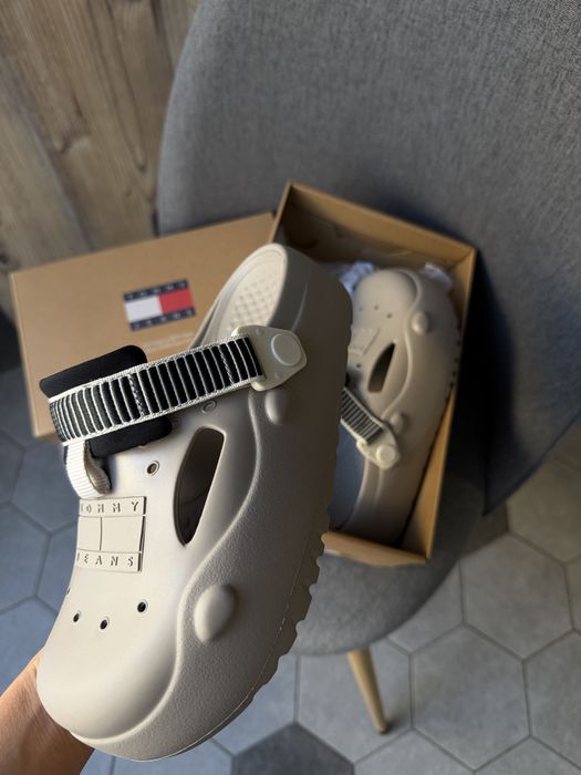 Жіночі сірі клоги TJW Hike freedom Tommy Jeans