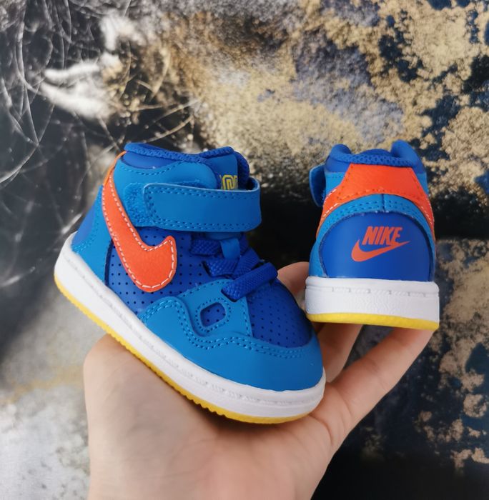 Nike Force adidasy sneakersy sportowe dla dziecka 18,5/19 11,2 cm