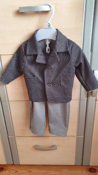Marynarka i spodnie niemowlęce, stan idealny.