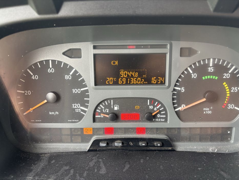Евакуатор Мерседес Атего 2009 Mercedes Atego