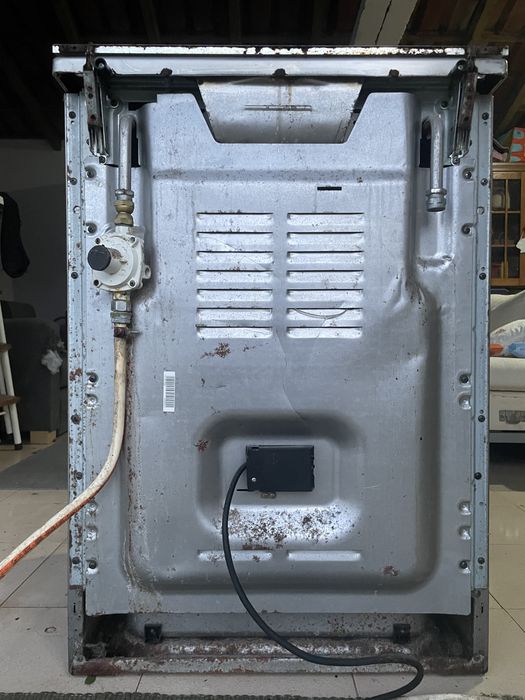 Forno e fogão da Indesit