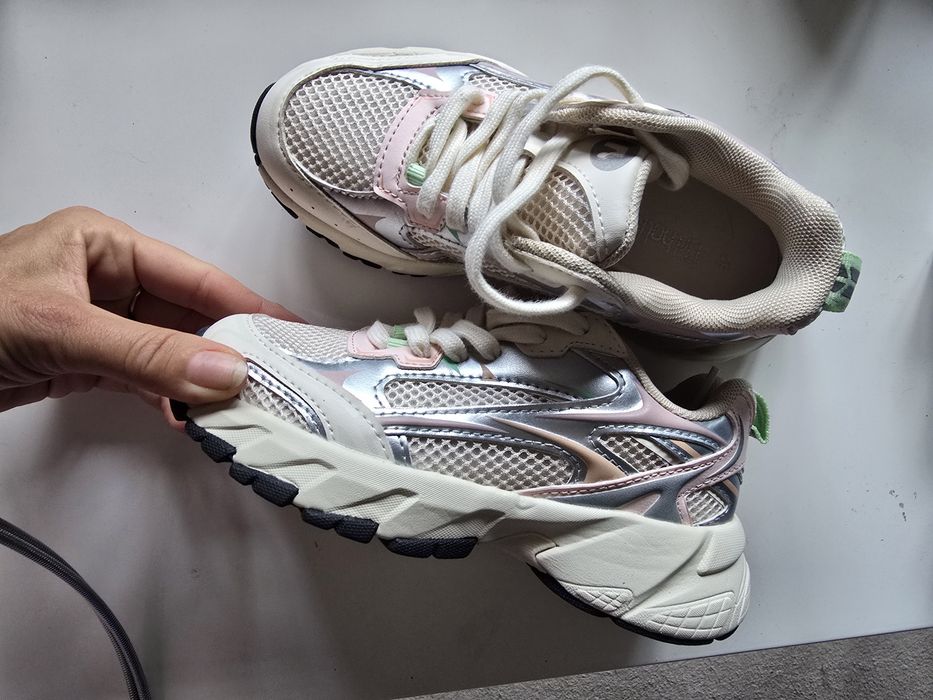 Zeataw butów na jesień, buty dla dziewczynki 8 par, adidasy 30