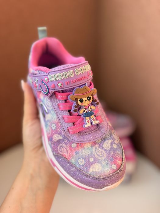 Дитячі кросівки для дівчинки SKECHERS Розмір 33