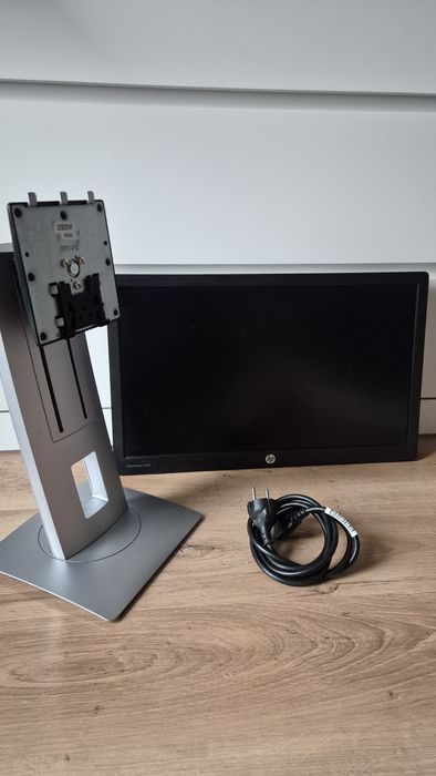 Monitor HP E202- Polecam