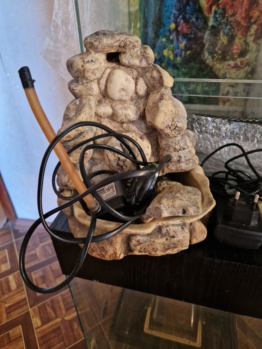 Продам водоспад з помпою розмір М, Exo Terra