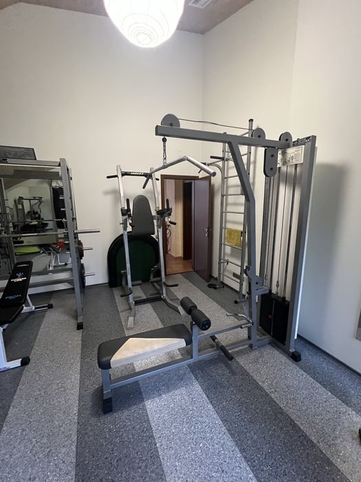 Спортивне обладнання. Тренажери. Бігова доріжка. Орбітрек.