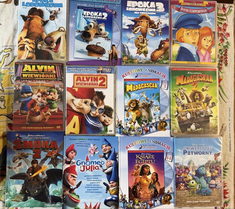 12 bajek na DVD różne wydania