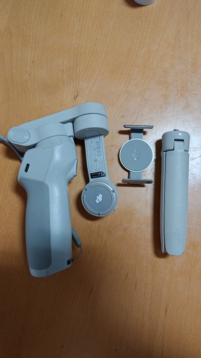 DJI OM 4 — Gimbal para Smartphone