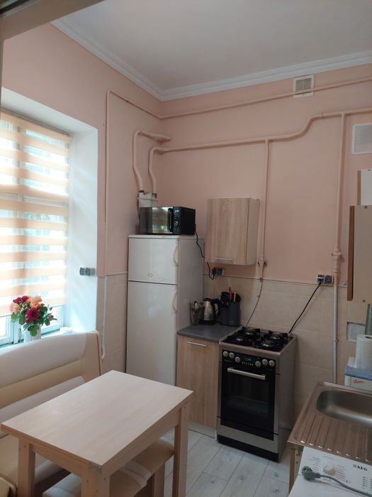 Подобово 1 кімнатна квартира в  центрі  -вул. О. Кобилянської,