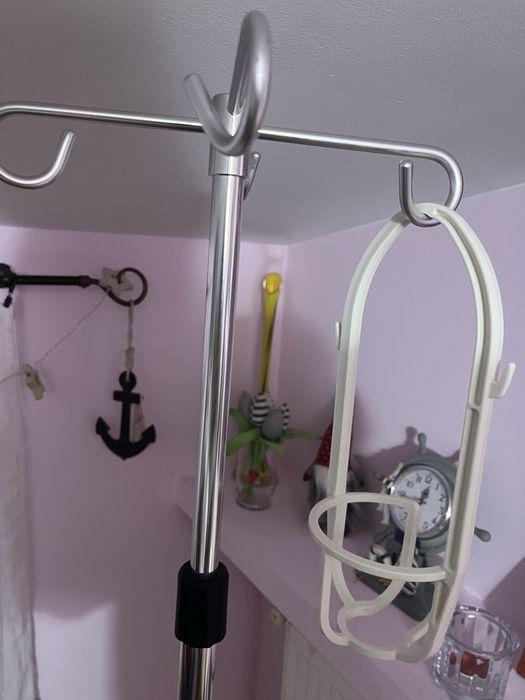 Stojak na kroplówki