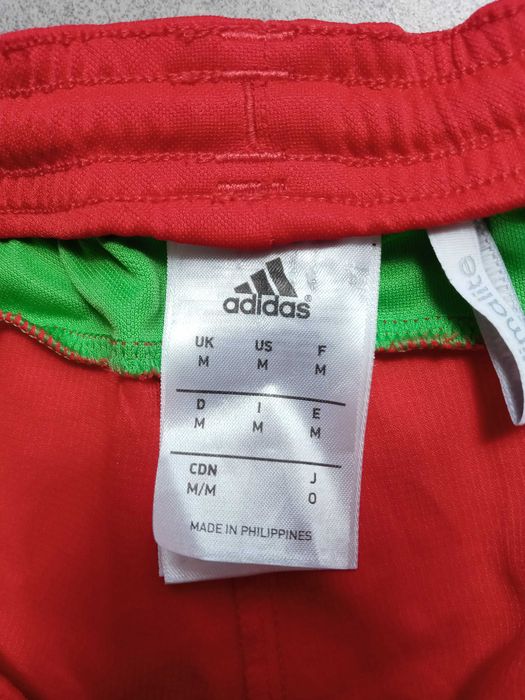 Spodenki piłkarskie Adidas 2015-16 Wales - M