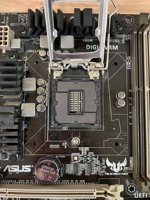 Материнская плата ASUS TUF VANGUARD B85 s1150 DDR3 INTEL XEON Support