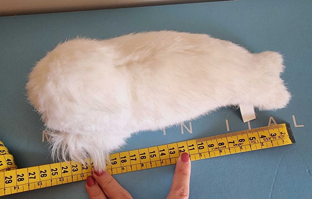 Foca branca de peluche64861596817793122