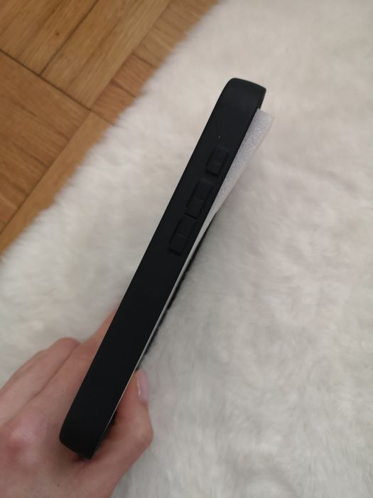 Case na iPhone 16