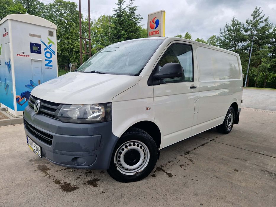 Volkswagen T5 2.0 TDI 84KM 2010 LIFT