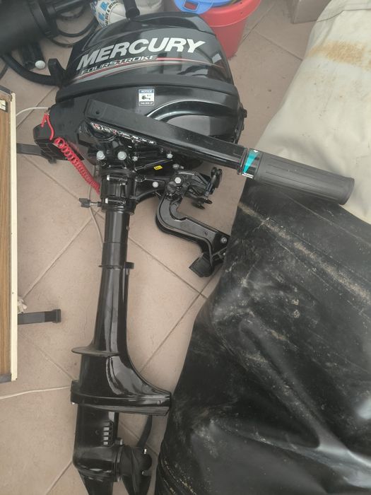 Motor Mercury novo 2.5cv