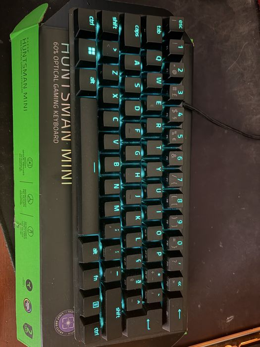 Teclado gaming como novo