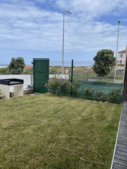Alugo apartamento t2 na praia